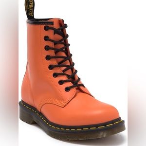 ‘1460 W’ Size 9M/ 11W Dr Marten Boot
